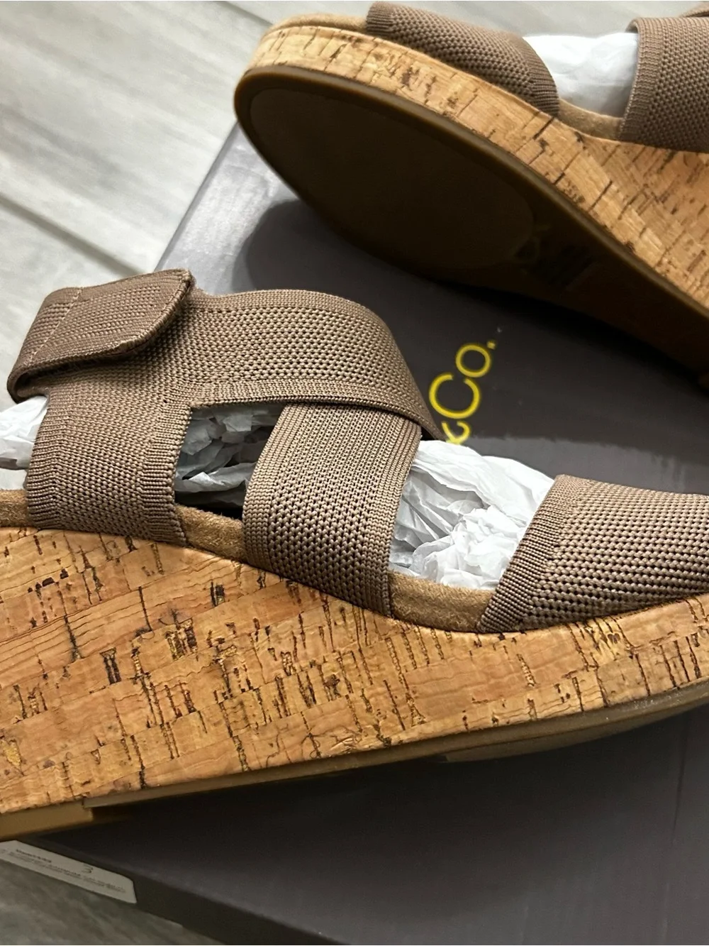 Style & CO Women's Brown Beige  Elastic Strappy Sandals - Comfort Wedge Size 7.5